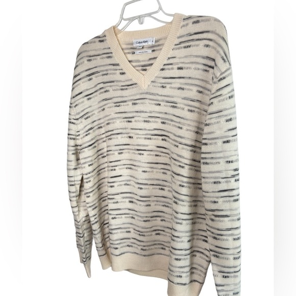 Calvin Klein V-Neck Sweater X-Large Extra Fine Merino Wool Abstract 3D Pullover - Picture 2 of 10